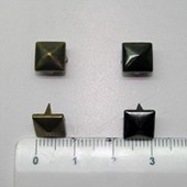 Tacha piramide 8mm prata v./ouro v. (unid.)